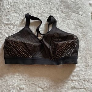 Lululemon sport bra